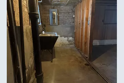 9134 S Paxton Avenue, Chicago, IL 60617 - Photo 17