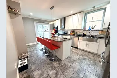 5351 W Foster Avenue #1, Chicago, IL 60630 - Photo 9