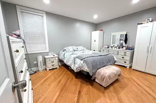 5351 W Foster Ave, Chicago, IL 60630 - Photo 5