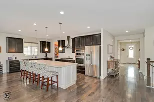 318 Arabian Cir, Willowbrook, IL 60527 - Photo 9