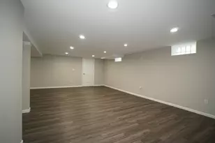 6092 Cleveland St, Merrillville, IN 46410 - Photo 21