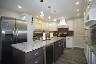 6092 Cleveland St, Merrillville, IN 46410 - Photo 13