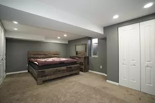 6092 Cleveland St, Merrillville, IN 46410 - Photo 31