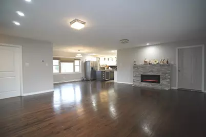 6092 Cleveland Street, Merrillville, IN 46410 - Photo 5