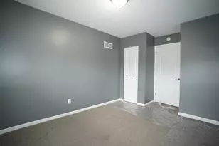 6092 Cleveland St, Merrillville, IN 46410 - Photo 17