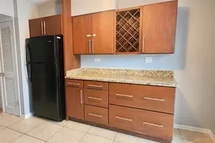 9375 Hamilton Ct, Des Plaines, IL 60016 - Photo 7