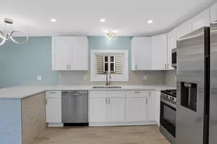 11353 S Stewart Ave, Chicago, IL 60628 - Photo 7