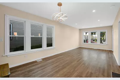 11353 S Stewart Avenue, Chicago, IL 60628 - Photo 3