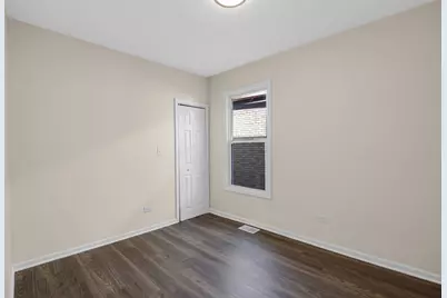 11353 S Stewart Avenue, Chicago, IL 60628 - Photo 5