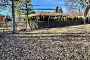 6826 N Kostner Ave, Lincolnwood, IL 60712 - Photo 15