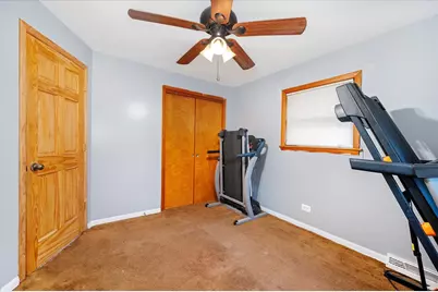 12356 S Carpenter Street, Calumet Park, IL 60827 - Photo 17