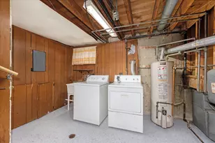 12356 S Carpenter St, Calumet Park, IL 60827 - Photo 19