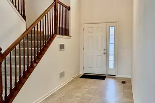 544 Silverton Dr, Grayslake, IL 60030 - Photo 3