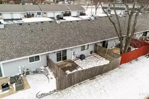 2315 Buttercup Ln, Crest Hill, IL 60403 - Photo 23