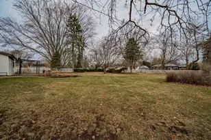 28W544 Forest View Ave, Warrenville, IL 60555 - Photo 35