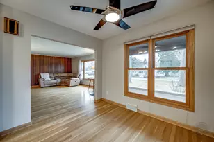 28W544 Forest View Ave, Warrenville, IL 60555 - Photo 9