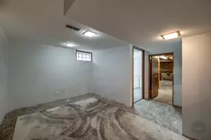 28W544 Forest View Ave, Warrenville, IL 60555 - Photo 25