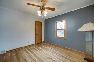 28W544 Forest View Ave, Warrenville, IL 60555 - Photo 15