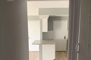 8141 W 84th Pl, Justice, IL 60458 - Photo 13