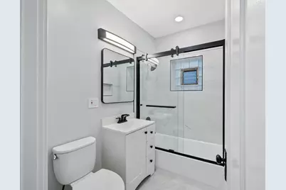 5230 W Deming Place, Chicago, IL 60639 - Photo 33