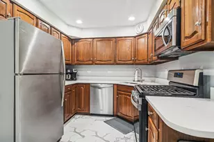 101 Old Oak Dr, Buffalo Grove, IL 60089 - Photo 15