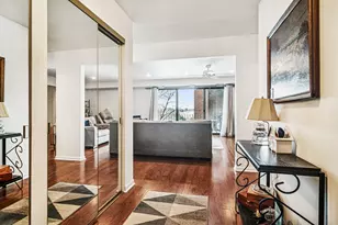 101 Old Oak Dr, Buffalo Grove, IL 60089 - Photo 7