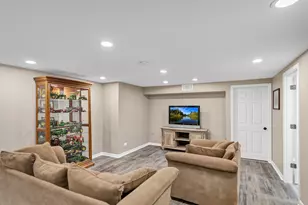 13535 County Line Rd, Garden Prairie, IL 61038 - Photo 15