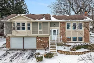 632 Sheffield Ln, Bolingbrook, IL 60440 - Photo 1