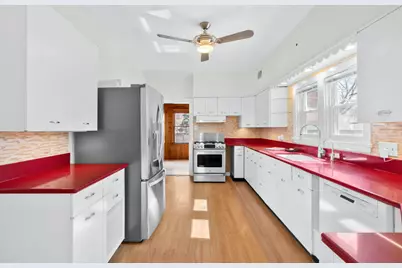7425 N California Avenue, Chicago, IL 60645 - Photo 11