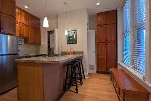 1402 W Belle Plaine Ave, Chicago, IL 60613 - Photo 19