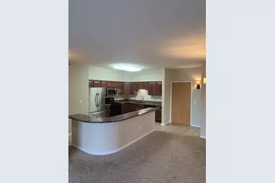 1479 N Milwaukee Avenue #309, Libertyville, IL 60048 - Photo 7