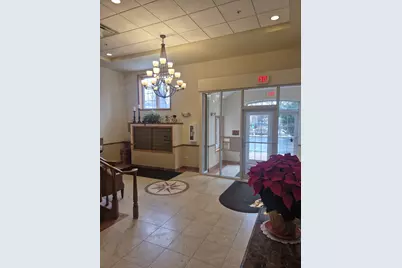 1479 N Milwaukee Avenue #309, Libertyville, IL 60048 - Photo 3