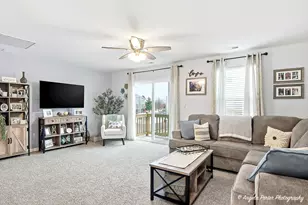 6621 Sassafras Wy, Wonder Lake, IL 60097 - Photo 11