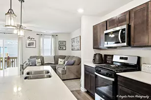 6621 Sassafras Wy, Wonder Lake, IL 60097 - Photo 7