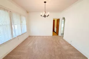 1126 E Main St, Streator, IL 61364 - Photo 9