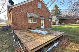 1126 E Main St, Streator, IL 61364 - Photo 21