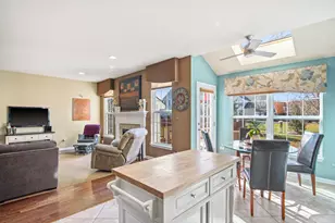 1146 Falcon Ridge Dr, Elgin, IL 60124 - Photo 11