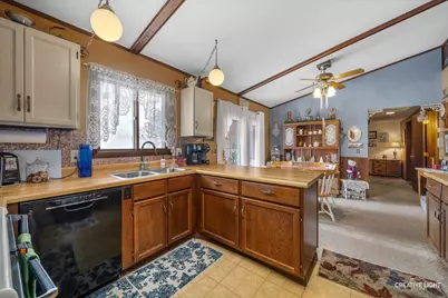 450 W Market Street, Somonauk, IL 60552 - Photo 7