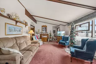 450 W Market St, Somonauk, IL 60552 - Photo 5