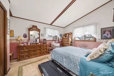 450 W Market Street, Somonauk, IL 60552 - Photo 15