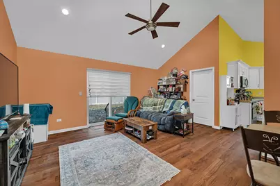 250 S Short Drive, Coal City, IL 60416 - Photo 5