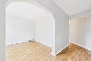 11540 S Yale Ave, Chicago, IL 60628 - Photo 15