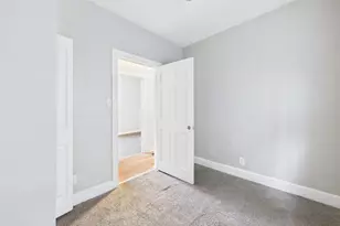 11540 S Yale Ave, Chicago, IL 60628 - Photo 23