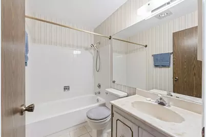 328 Woodbury Court #B1, Schaumburg, IL 60193 - Photo 11