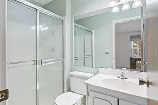 328 Woodbury Ct, Schaumburg, IL 60193 - Photo 15