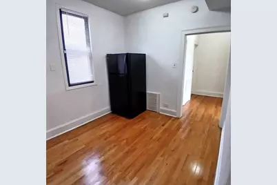 4808 W Barry Avenue #2W, Chicago, IL 60641 - Photo 7