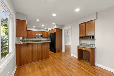 10S160 Alma Lane, Naperville, IL 60564 - Photo 5