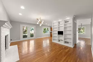 10S160 Alma Ln, Naperville, IL 60564 - Photo 7