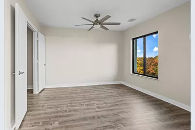 190 S Wood Dale Road #704, Wood Dale, IL 60191 - Photo 5