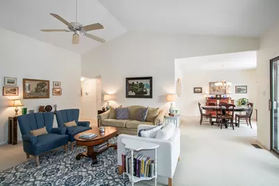 347 Hickory Lane #A, Lake Barrington, IL 60010 - Photo 5